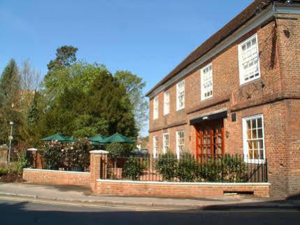 The Greyhound Inn Chalfont St Peter Exterior foto